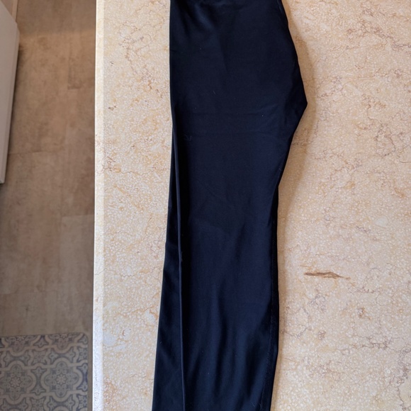 Nike yoga pants - Picture 2 of 3